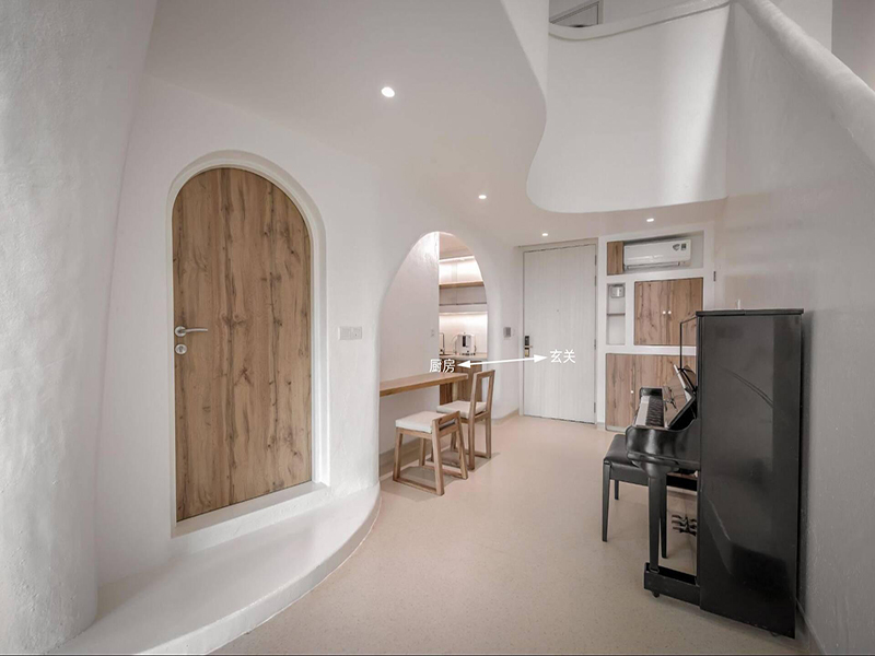 遼陽復式裝修，全屋大白墻看似不豪華，細節(jié)卻做得很到位，顏值超高